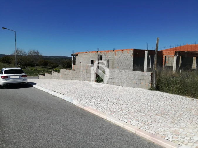 Terreno para Venda em Ciladas Foto 3