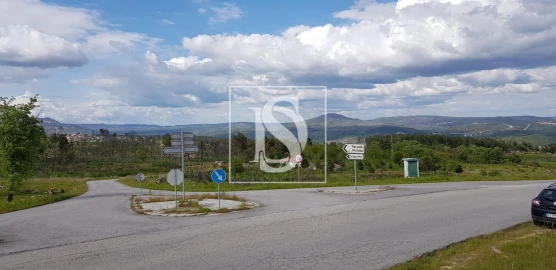 Terreno para Venda em São Lourenço de Ribapinhão