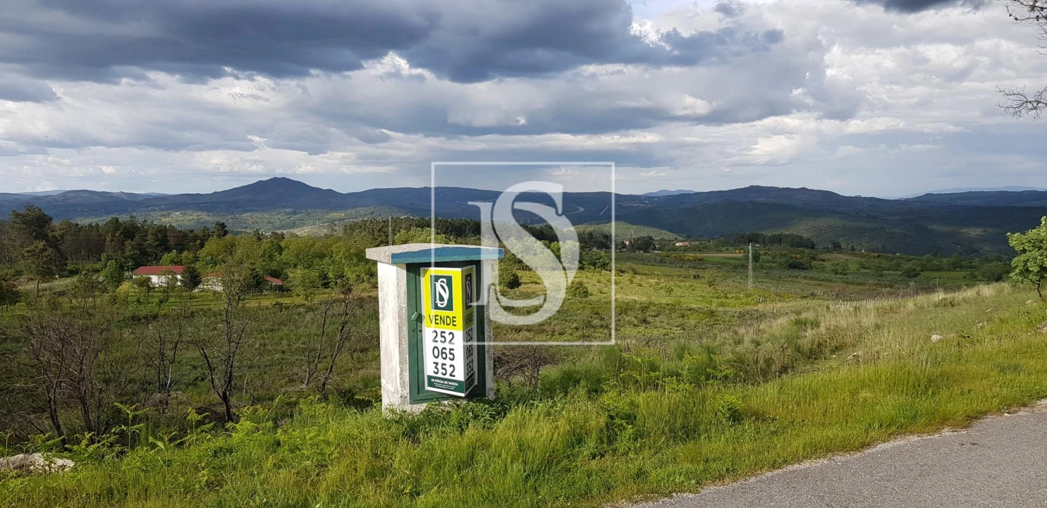 Terreno para Venda em São Lourenço de Ribapinhão Foto 12