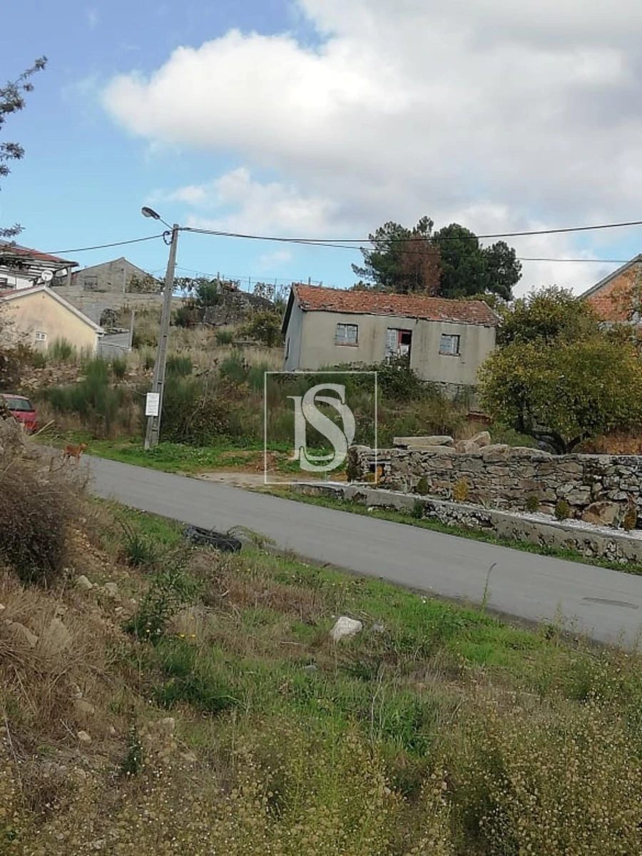 Moradia T2 para Venda em Mouçós e Lamares Foto 4