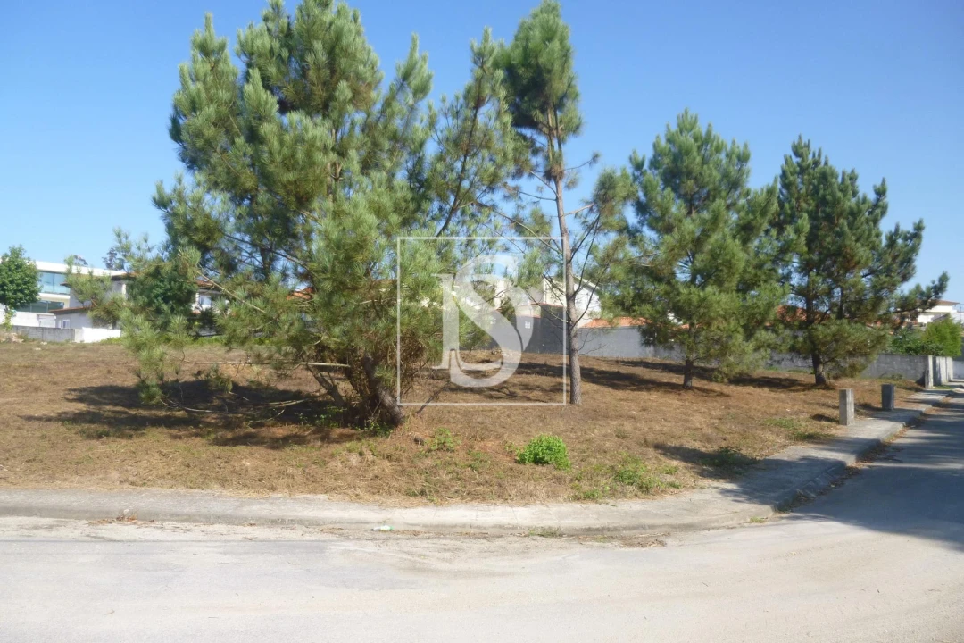 Terreno para Venda em Fradelos Foto 4