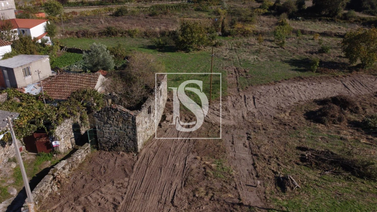 Terreno para Venda em Mouçós e Lamares Foto 6