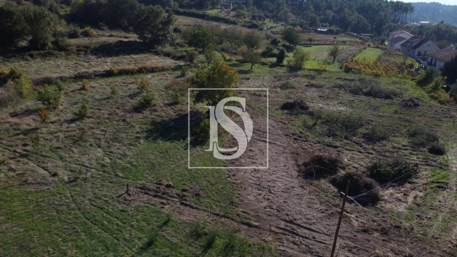 Terreno para Venda em Mouçós e Lamares Foto 3