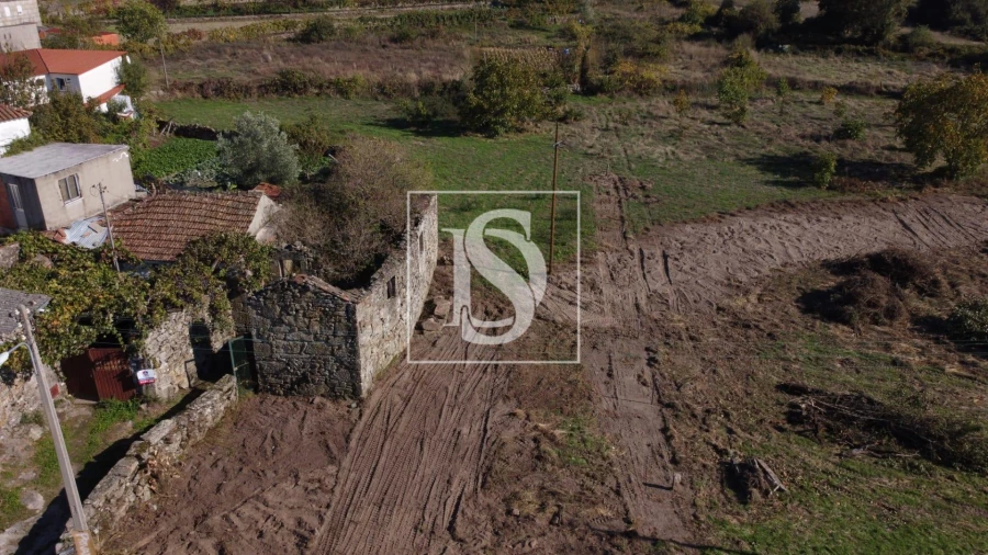 Terreno para Venda em Mouçós e Lamares Foto 6