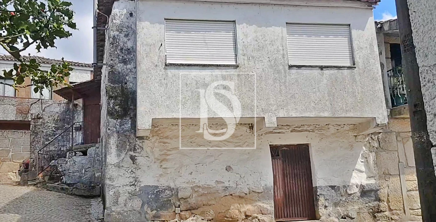 Moradia T3 para Venda em Adoufe e Vilarinho de Samardã Foto 1