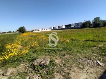 Terreno para Venda em Póvoa de Varzim, Beiriz e Argivai