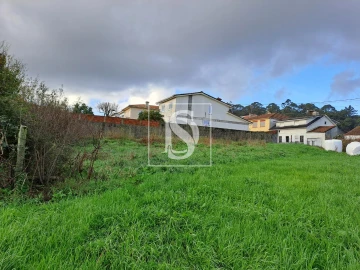 Terreno para Venda em Laundos
