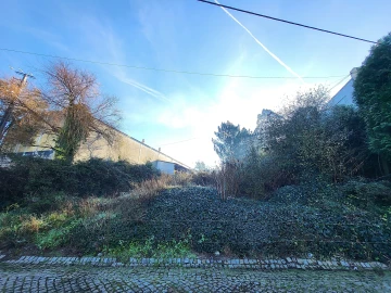 Terreno para Venda em Alvarelhos e Guidões