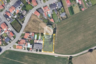 Terreno para Venda em Retorta e Tougues