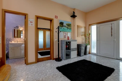 Moradia T4 para Venda em Rio Mau e Arcos