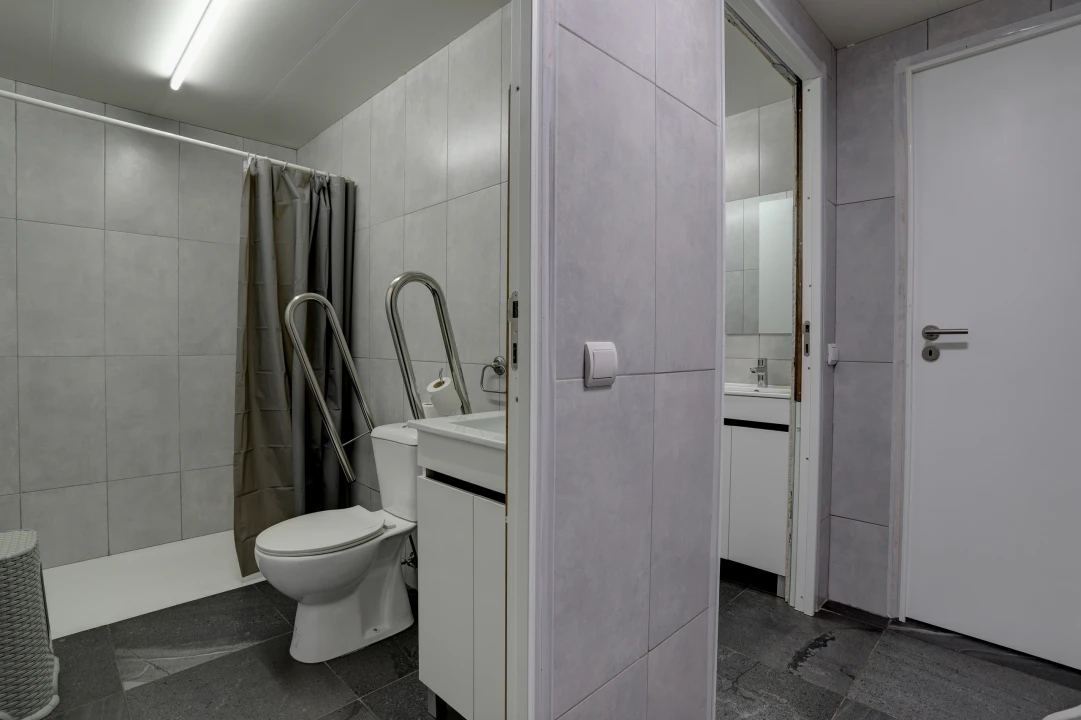 Moradia T4 para Venda em Rio Mau e Arcos Foto 3