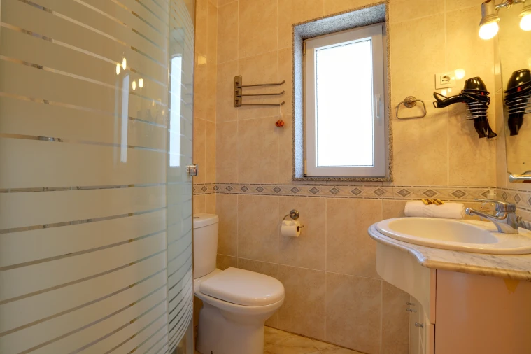 Moradia T4 para Venda em Rio Mau e Arcos Foto 32