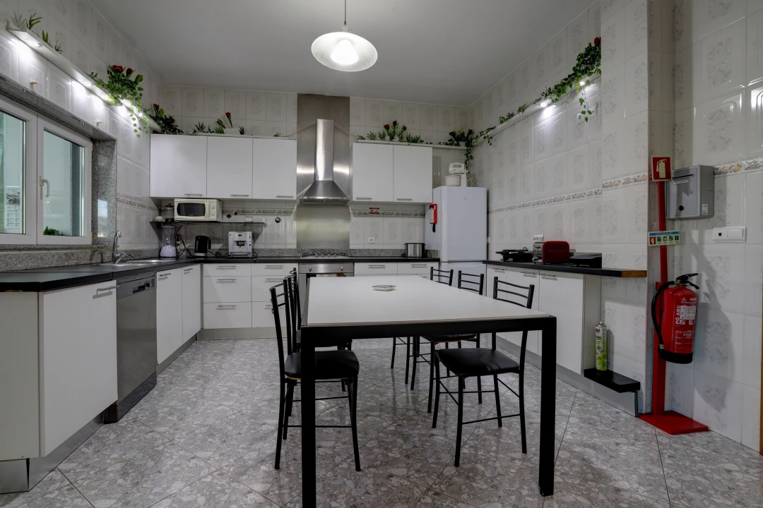 Moradia T4 para Venda em Rio Mau e Arcos Foto 35