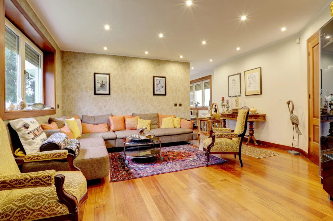 Moradia T4 para Venda em Modivas Foto 38