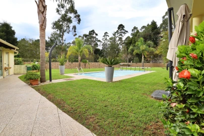 Moradia T4 para Venda em Modivas