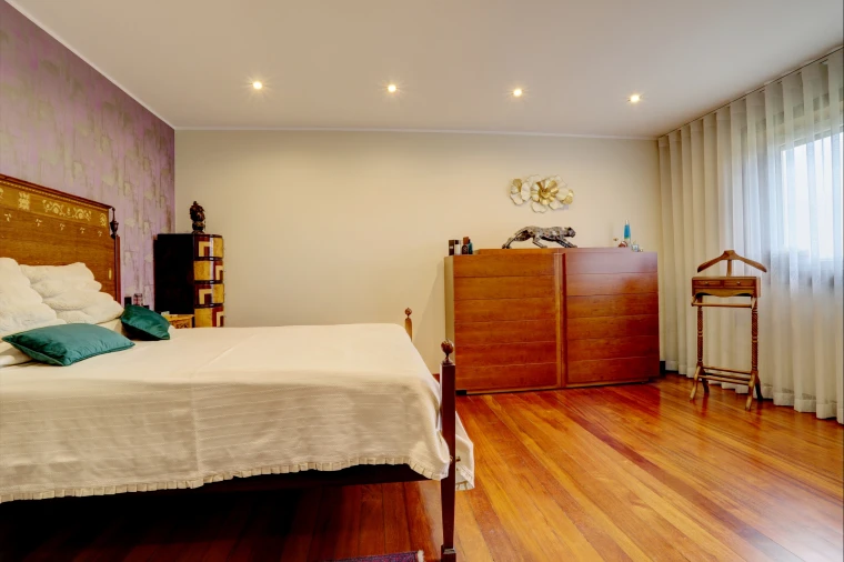 Moradia T4 para Venda em Modivas Foto 43