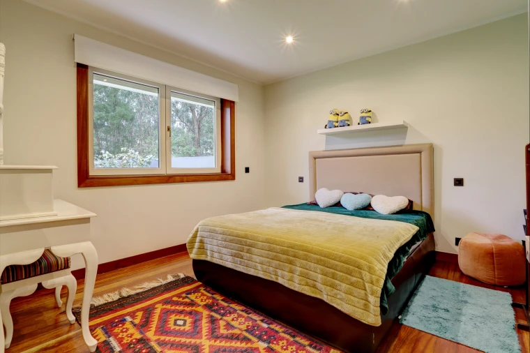 Moradia T4 para Venda em Modivas Foto 28