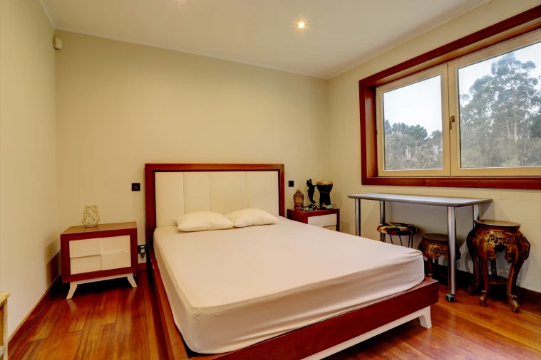 Moradia T4 para Venda em Modivas Foto 22