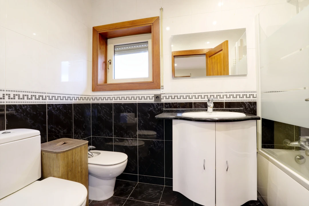 Moradia T4 para Venda em Modivas Foto 42