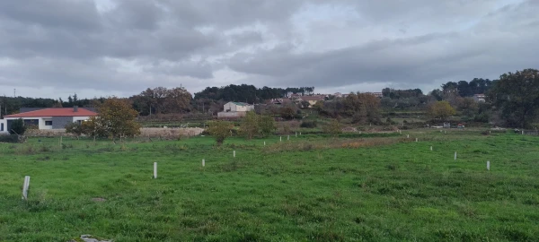 Terreno para Venda em Mouçós e Lamares