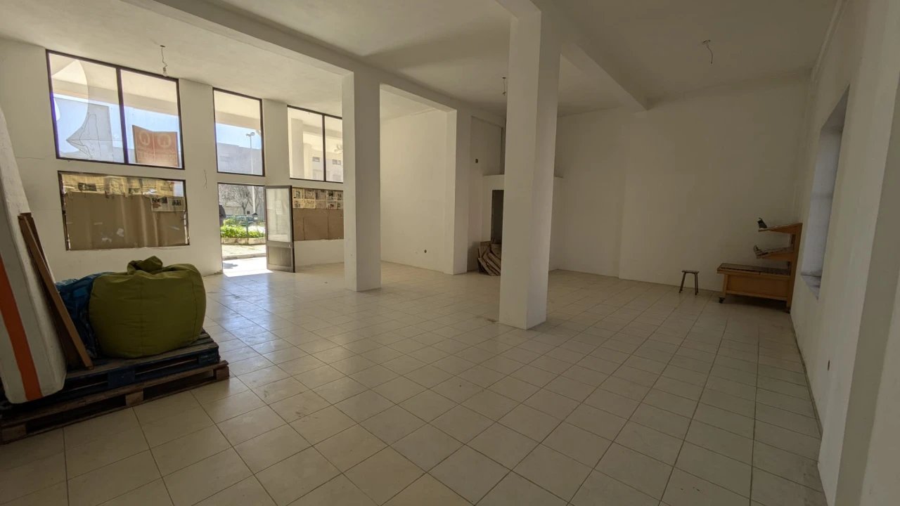 Loja para Venda em Póvoa de Varzim, Beiriz e Argivai Foto 1