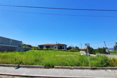 Terreno para Venda em Balazar