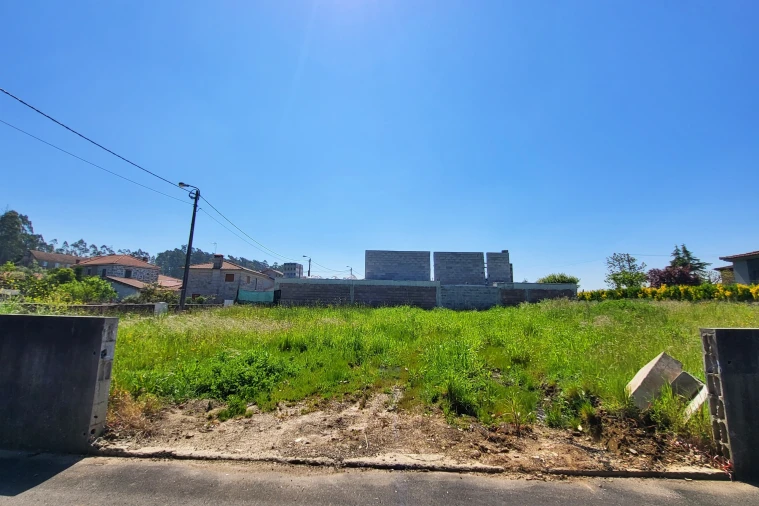 Terreno para Venda em Balazar Foto 2