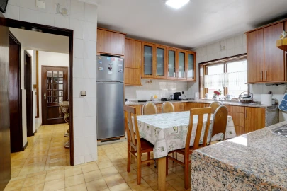 Moradia T4 para Venda em Póvoa de Varzim, Beiriz e Argivai