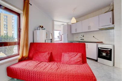 Apartamento T1 para Venda em Azurara