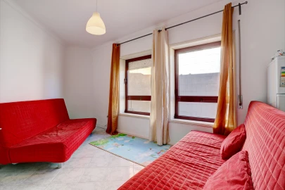 Apartamento T1 para Venda em Azurara