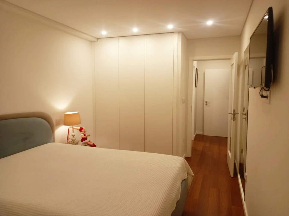 Apartamento T2 para Venda em Esmoriz Foto 16