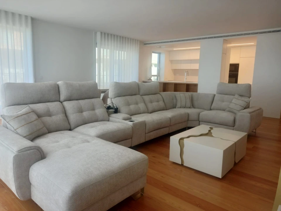 Apartamento T3 para Arrendamento em Canidelo Foto 13