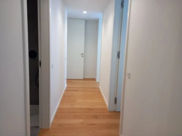Apartamento T3 para Arrendamento em Canidelo