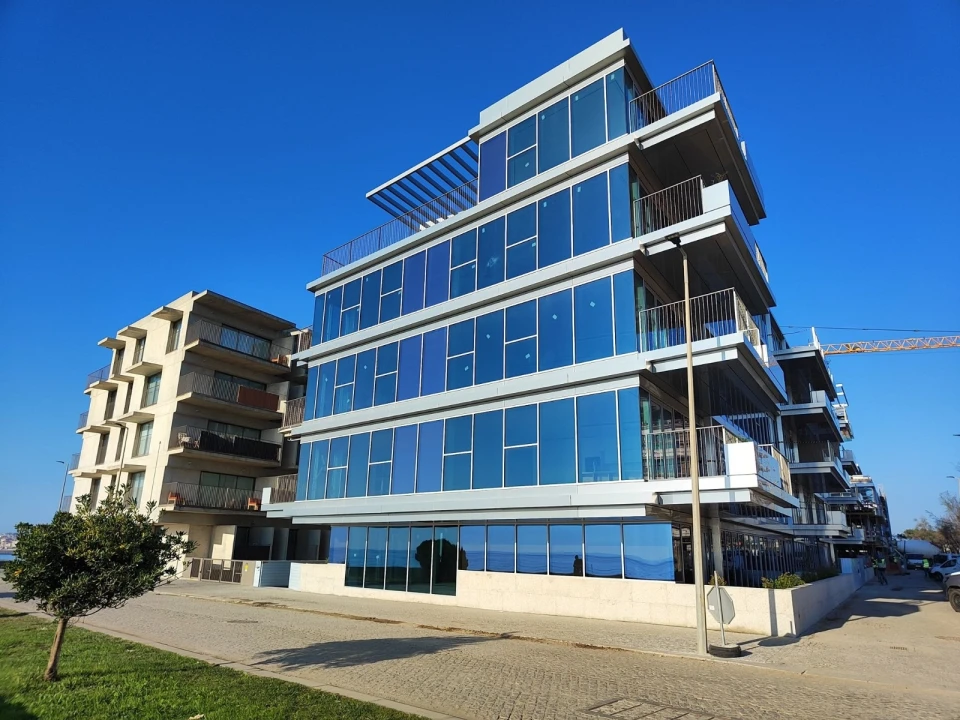 Apartamento T3 para Arrendamento em Canidelo Foto 24