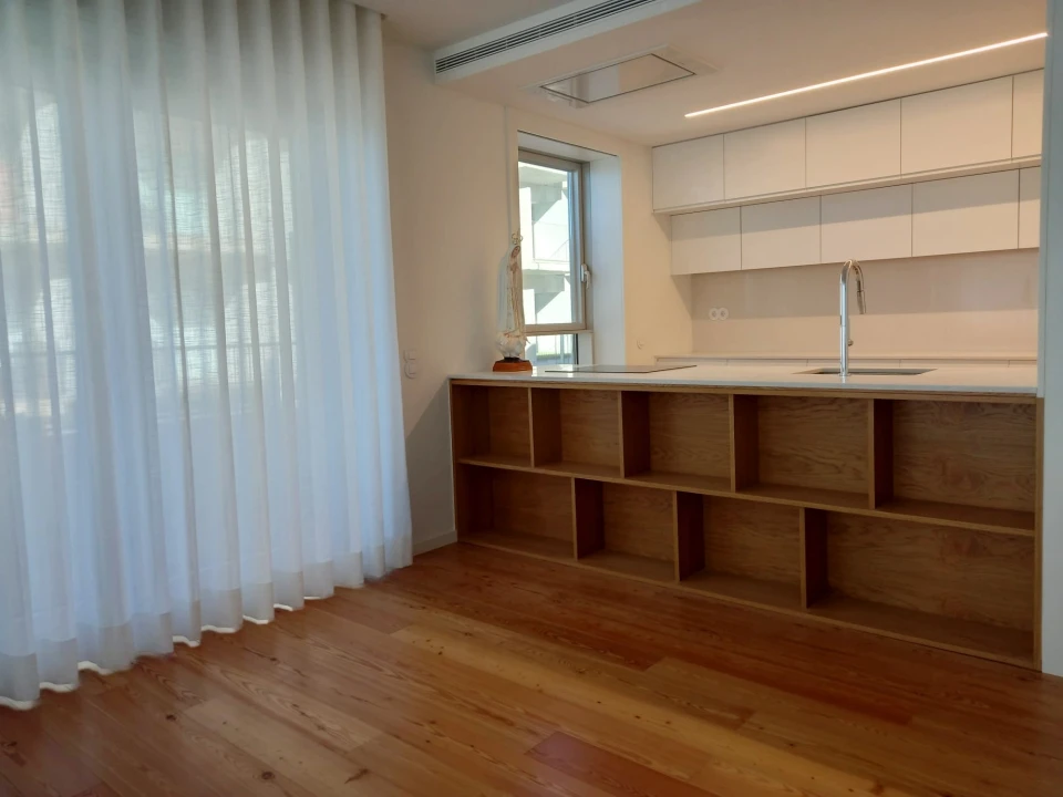 Apartamento T3 para Arrendamento em Canidelo Foto 23