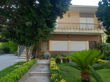 Moradia T4 para Venda em Coronado (São Romão e São Mamede)