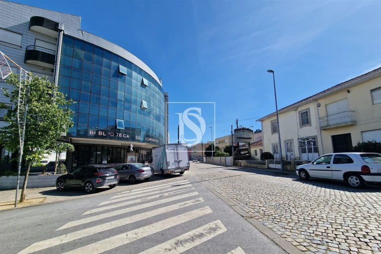 Moradia T4 para Venda em Coronado (São Romão e São Mamede) Foto 22