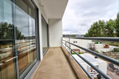 Moradia T3 para Venda em Nogueira e Silva Escura