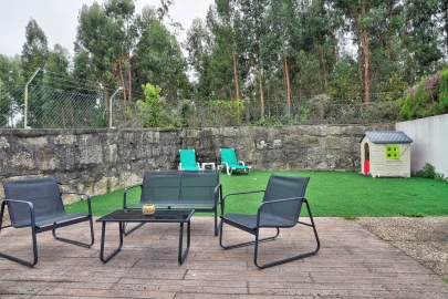 Moradia T3 para Venda em Nogueira e Silva Escura