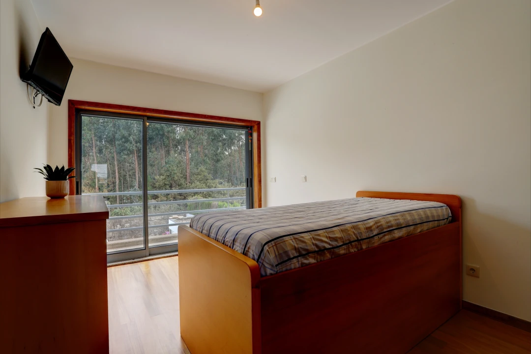 Moradia T3 para Venda em Nogueira e Silva Escura Foto 15