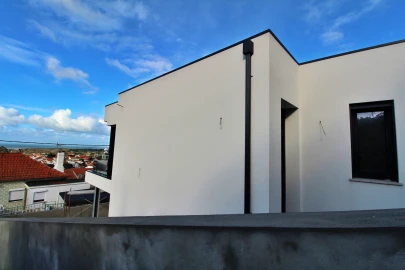 Moradia T3 para Venda em Belinho e Mar