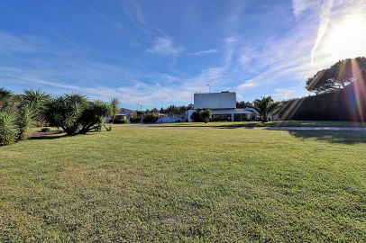 Moradia T5 para Venda em Apúlia e Fão