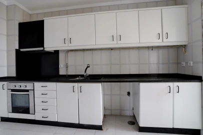 Apartamento T3 para Venda em Arvore