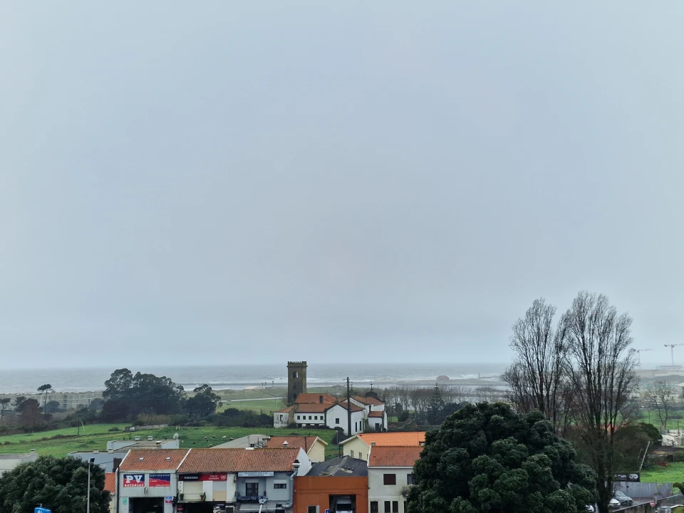 Apartamento T3 para Venda em Arvore Foto 1