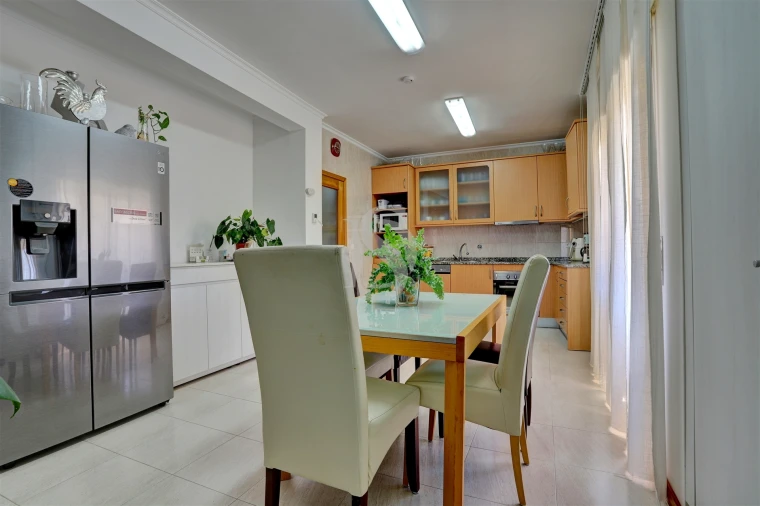 Apartamento T2 para Venda em Aver-O-Mar, Amorim e Terroso Foto 3