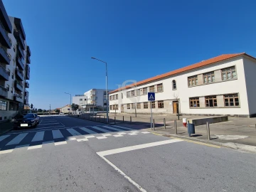 Apartamento T3 para Venda em Aver-O-Mar, Amorim e Terroso