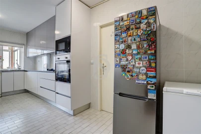 Apartamento T3 para Venda em Aver-O-Mar, Amorim e Terroso