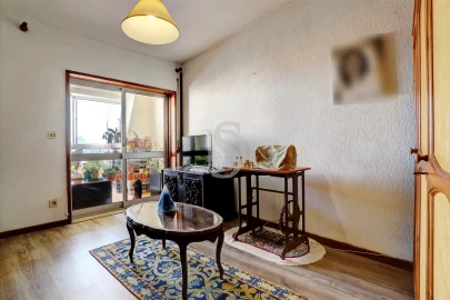 Apartamento T3 para Venda em Aver-O-Mar, Amorim e Terroso