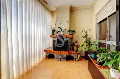 Apartamento T3 para Venda em Aver-O-Mar, Amorim e Terroso