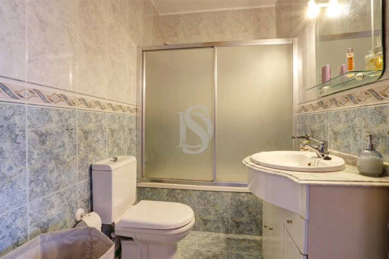 Apartamento T3 para Venda em Retorta e Tougues Foto 18